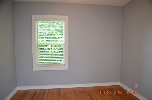 403 Hoover Ave, Benton Harbor, MI 49022