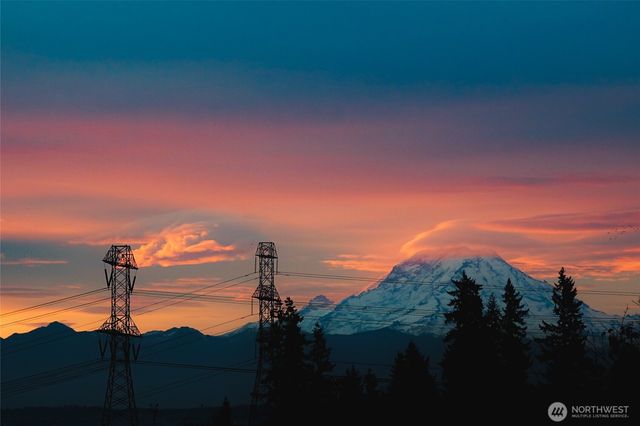 6021 S 298th Place, Auburn, WA 98001