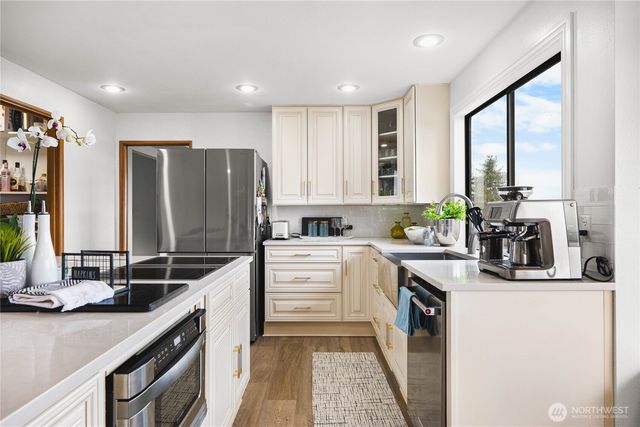 6021 S 298th Place, Auburn, WA 98001