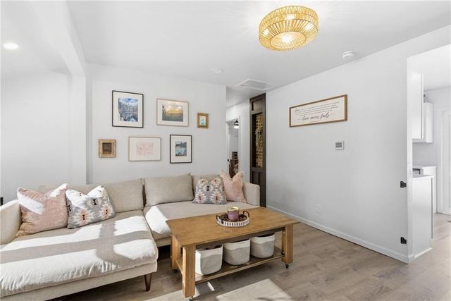 110 W 6th Street, Knob Noster, MO 65336