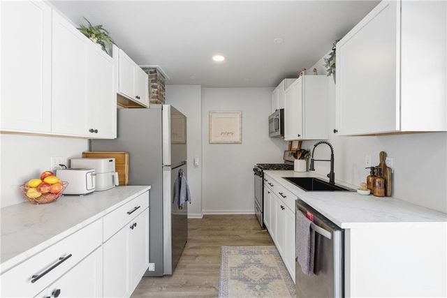 110 W 6th Street, Knob Noster, MO 65336