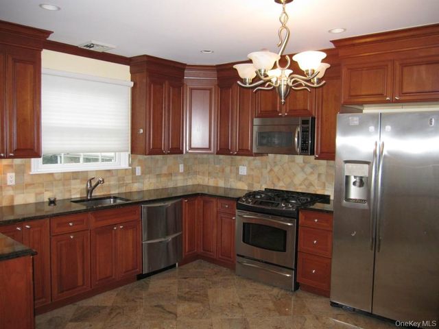 62 Soundview Street, New Rochelle, NY 10805