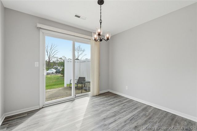 2414 Trinity Run Court, New Albany, IN 47150