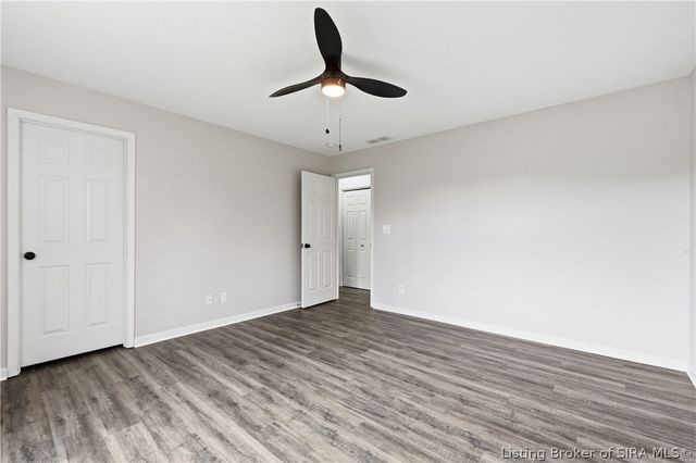 2414 Trinity Run Court, New Albany, IN 47150