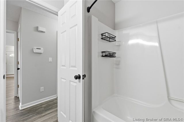 2414 Trinity Run Court, New Albany, IN 47150