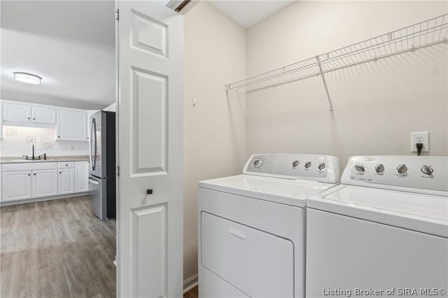 2414 Trinity Run Court, New Albany, IN 47150