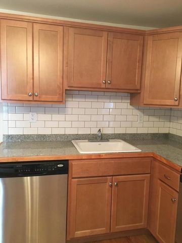 3304 N Albany Avenue, Chicago, IL 60618