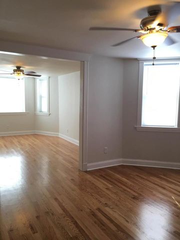 3304 N Albany Avenue, Chicago, IL 60618