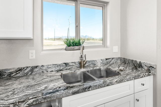 3510 N MAYA Road, Eloy, AZ 85131