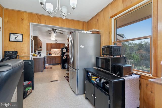 571 RICHMOND RD, Amissville, VA 20106