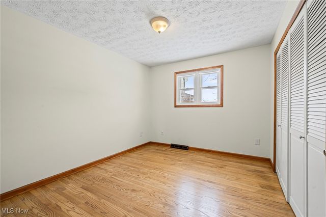 5403 Laurent Drive, Parma, OH 44129