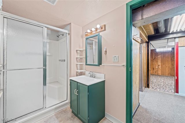 5403 Laurent Drive, Parma, OH 44129