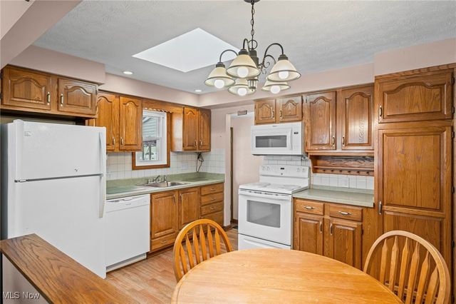 5403 Laurent Drive, Parma, OH 44129