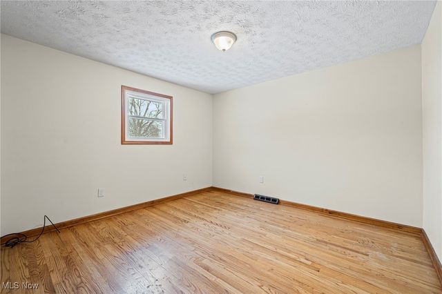 5403 Laurent Drive, Parma, OH 44129