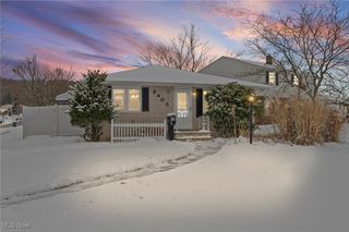 5403 Laurent Drive, Parma, OH 44129