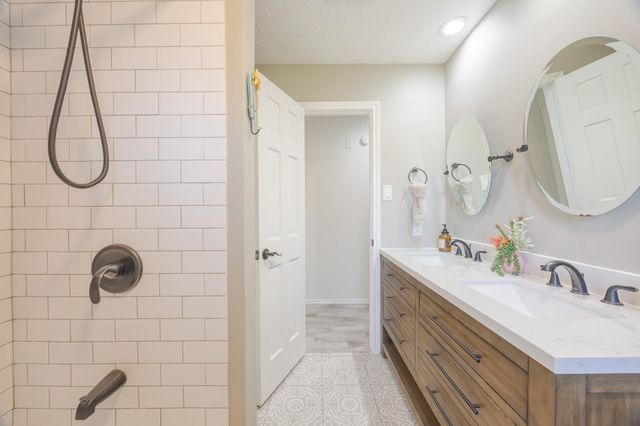 21210 Papoose, Crosby, TX 77586