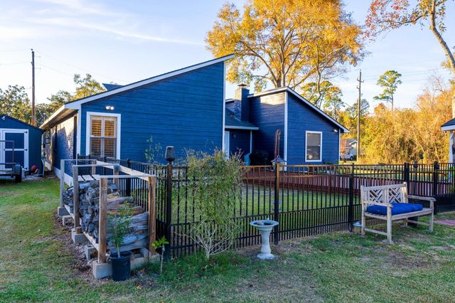 21210 Papoose, Crosby, TX 77586