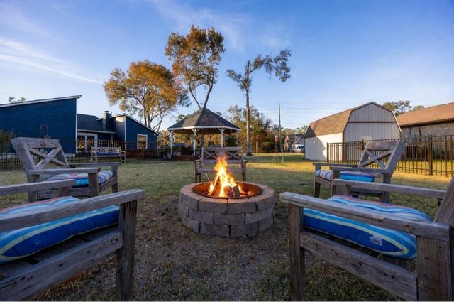 21210 Papoose, Crosby, TX 77586