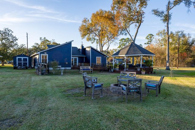 21210 Papoose, Crosby, TX 77586
