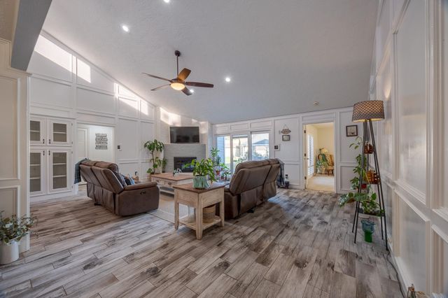 21210 Papoose, Crosby, TX 77586