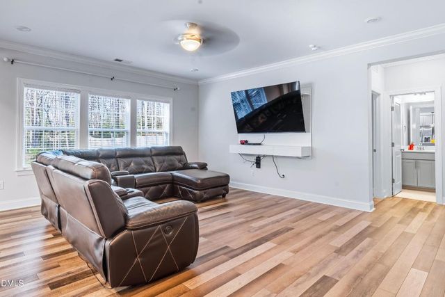 824 Kingsworth Way, Angier, NC 27501