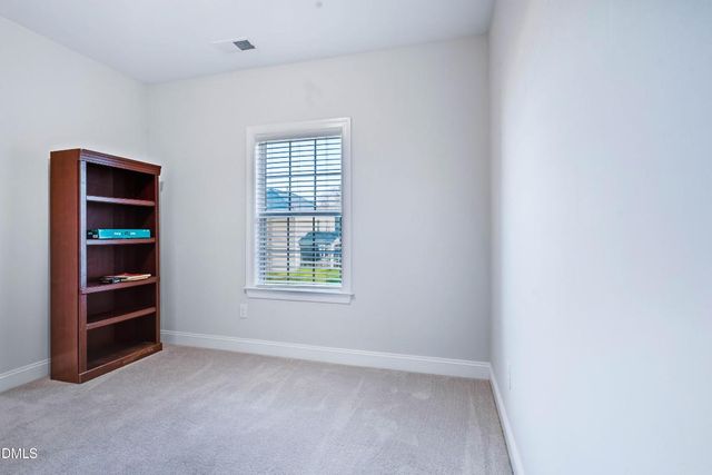 824 Kingsworth Way, Angier, NC 27501