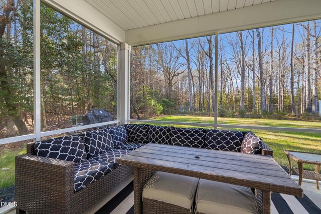 824 Kingsworth Way, Angier, NC 27501