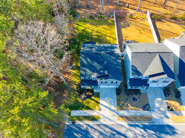 824 Kingsworth Way, Angier, NC 27501