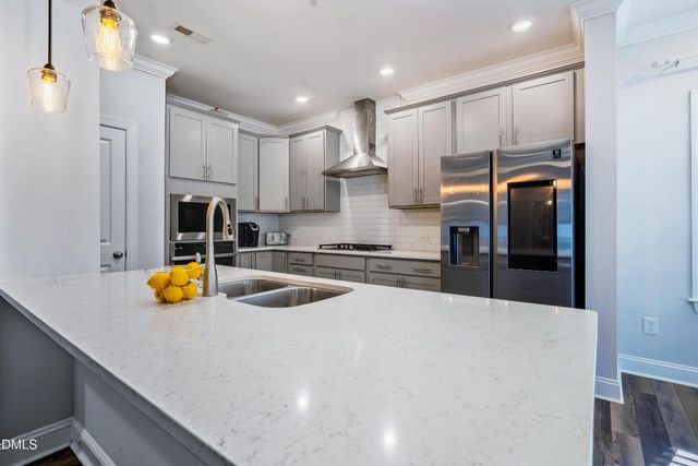 824 Kingsworth Way, Angier, NC 27501