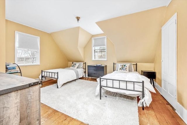 59 Cottage St, Hingham, MA 02043