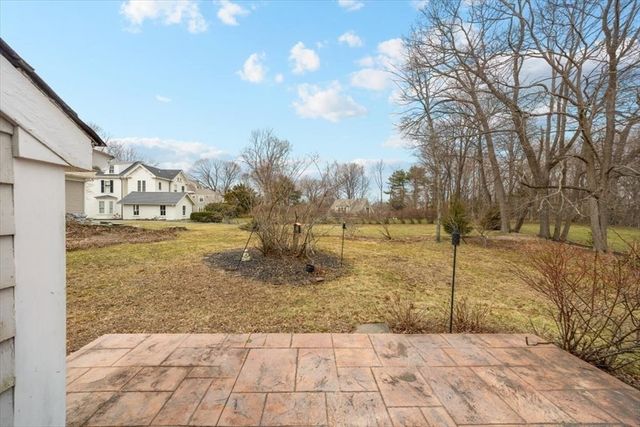 59 Cottage St, Hingham, MA 02043