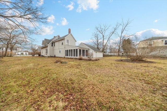 59 Cottage St, Hingham, MA 02043