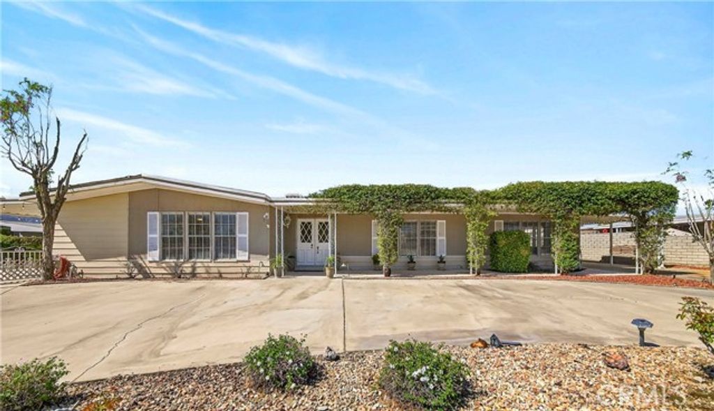 39300 One Horse, Palm Desert, CA 92260