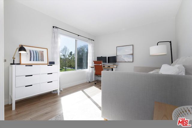 23351 Park Sorrento 71, Calabasas, CA 91302