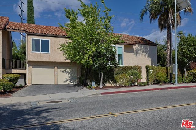 23351 Park Sorrento 71, Calabasas, CA 91302