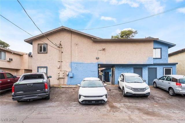 828 Sagman Street, Las Vegas, NV 89101