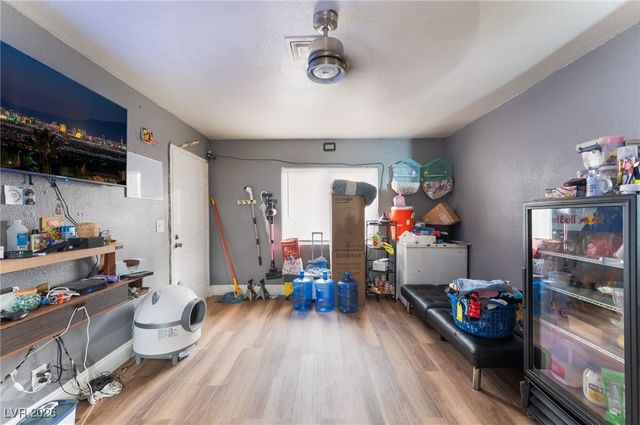 828 Sagman Street, Las Vegas, NV 89101