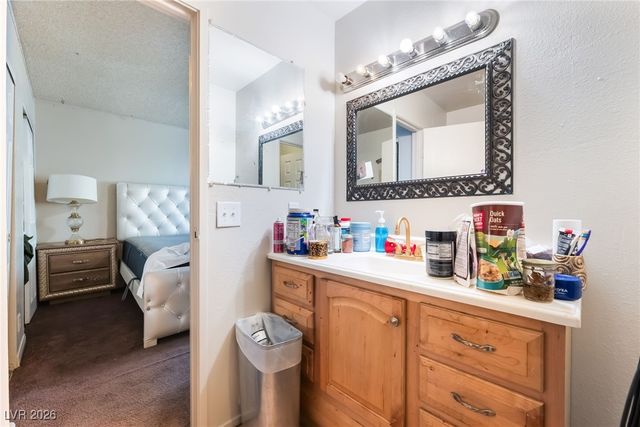 828 Sagman Street, Las Vegas, NV 89101