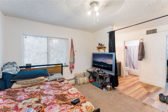 828 Sagman Street, Las Vegas, NV 89101