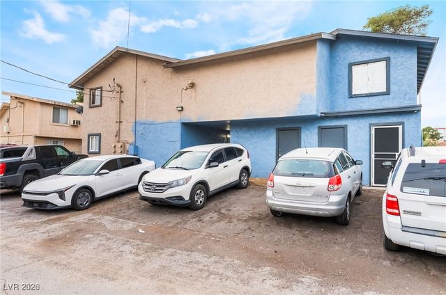 828 Sagman Street, Las Vegas, NV 89101