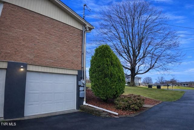 361 Springfield Drive, Bristol, TN 37620