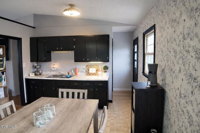 361 Springfield Drive, Bristol, TN 37620