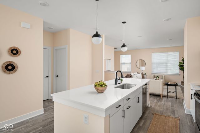 1827 Livery Way, Indianapolis, IN 46202