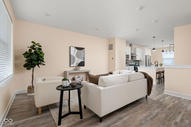 1827 Livery Way, Indianapolis, IN 46202