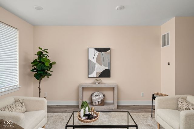 1827 Livery Way, Indianapolis, IN 46202