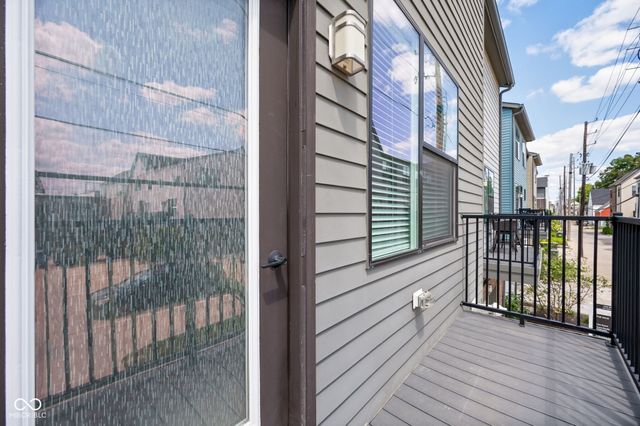 1827 Livery Way, Indianapolis, IN 46202