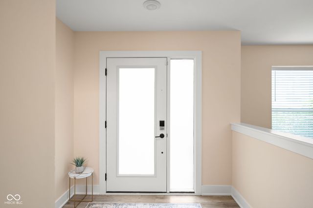 1827 Livery Way, Indianapolis, IN 46202
