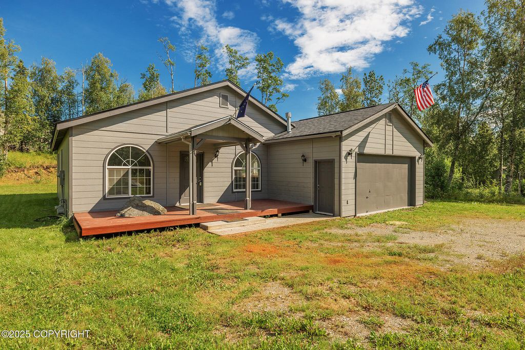 901 N Jack Nicklaus Drive, Wasilla, AK 99623