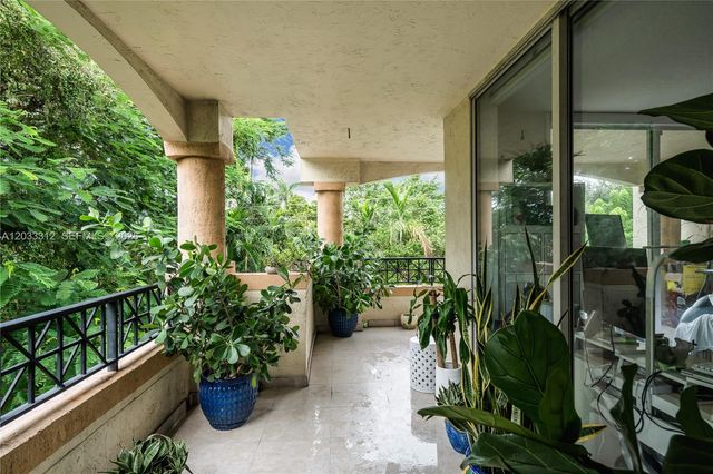 1834 Brickell Ave 33, Miami, FL 33129