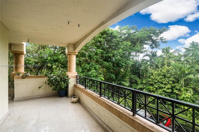 1834 Brickell Ave 33, Miami, FL 33129